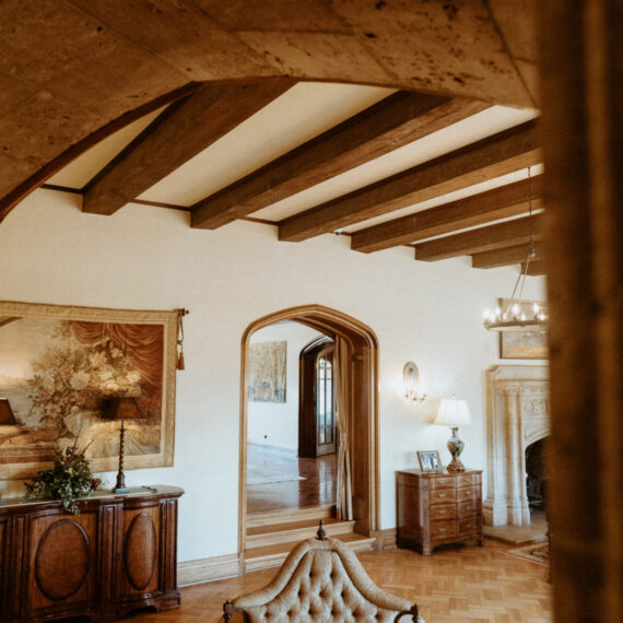 A zoomed in shot of the exposed beams in the Mansion's Living Room.